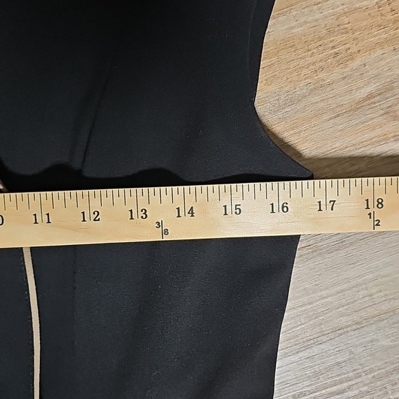 Vintage Classic Calvin Klein Black Sheath Dress with Tan Accent Size 8 - Picture 5 of 9